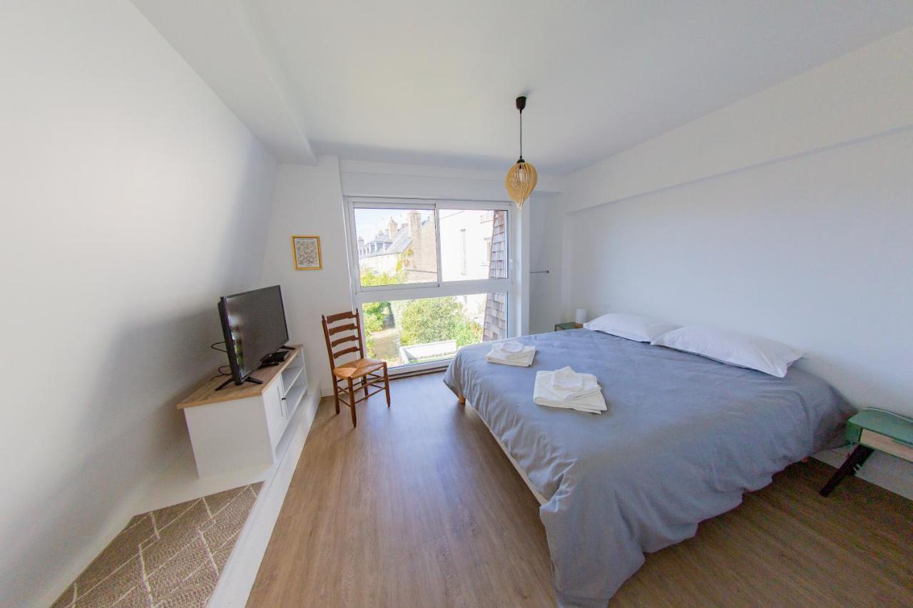 Le 74 Bed & Breakfast Авранш Екстериор снимка