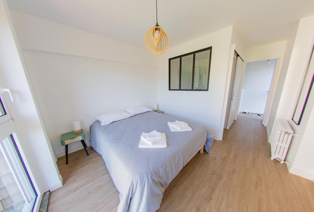 Le 74 Bed & Breakfast Авранш Екстериор снимка