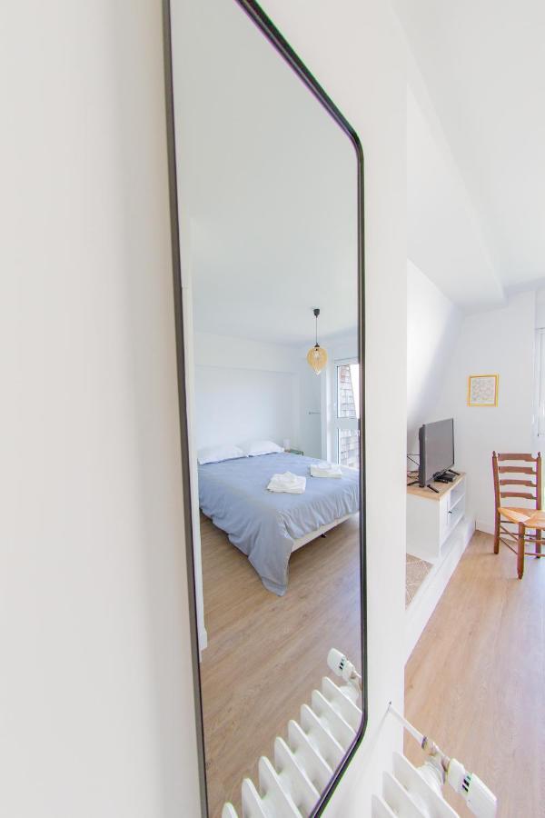 Le 74 Bed & Breakfast Авранш Екстериор снимка